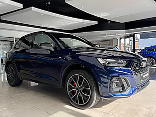 Used 2022 Audi Q5 Edition 1 Blue - Interior and Exterior details 6