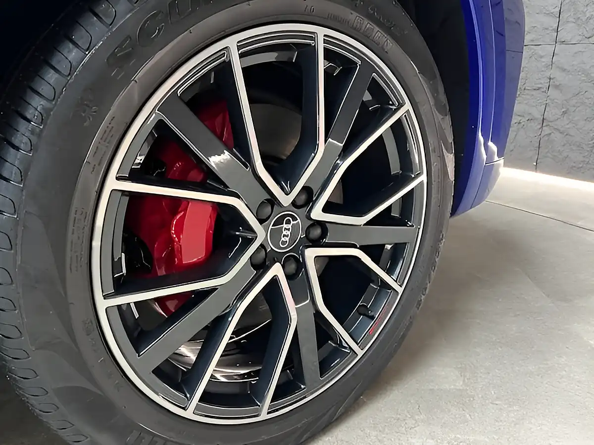 Used 2022 Audi Q5 Edition 1 Blue - Interior and Exterior details 19