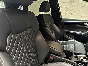 Used 2022 Audi Q5 Edition 1 Blue - Interior and Exterior details 20