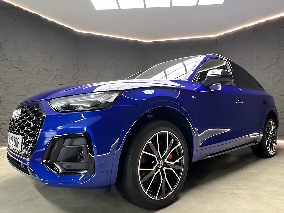 Used 2022 Audi Q5 Edition 1 Blue - Interior and Exterior details 8