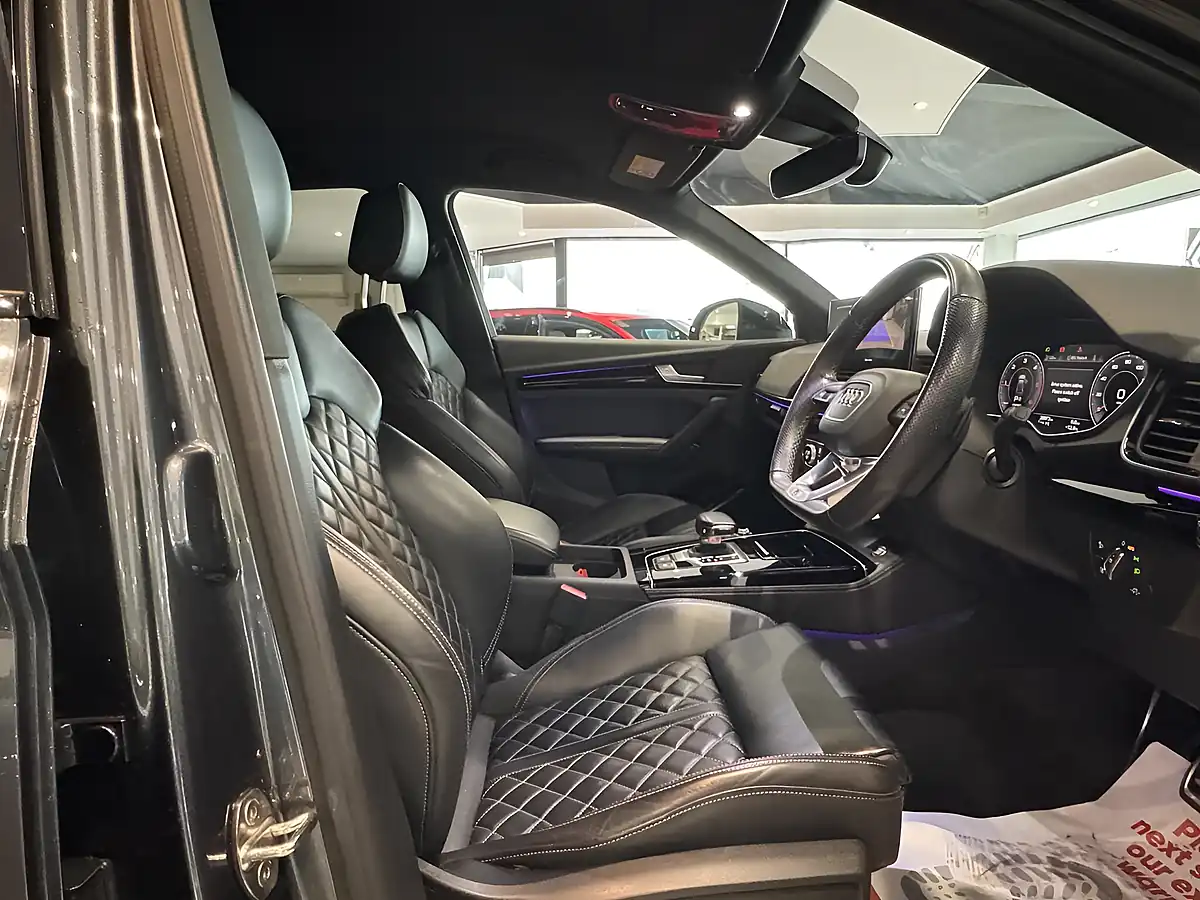 Used 2022 Audi Q5 Edition 1 Grey - Interior and Exterior details 12