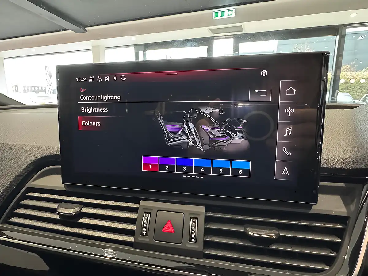 Used 2022 Audi Q5 Edition 1 Grey - Interior and Exterior details 16