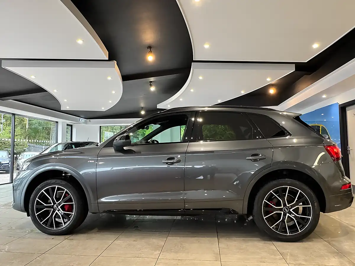 Used 2022 Audi Q5 Edition 1 Grey - Interior and Exterior details 2