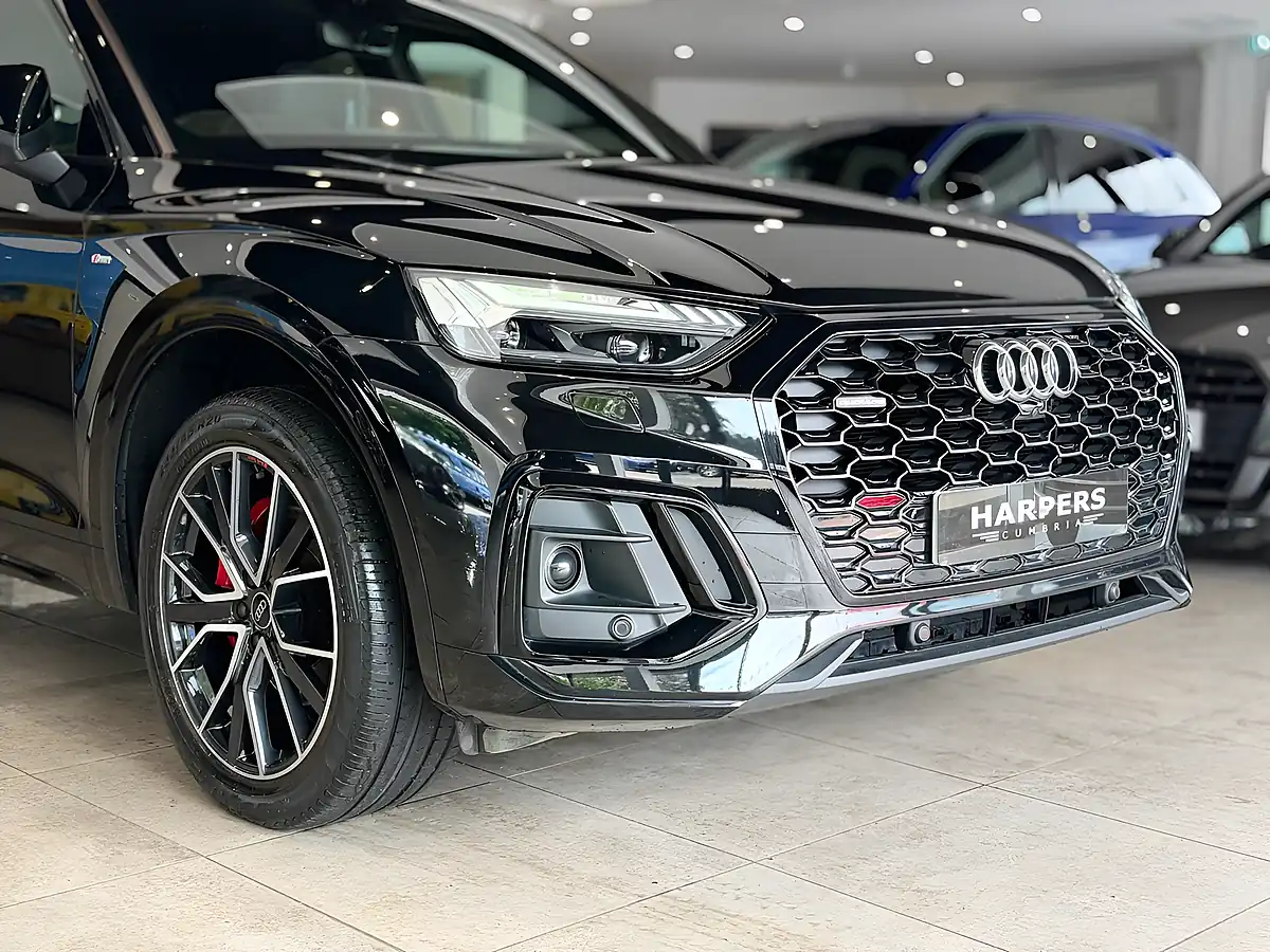Used 2022 Audi Q5 Edition 1 Sportback Black - Interior and Exterior details 13