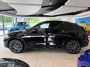 Used 2022 Audi Q5 Edition 1 Sportback Black - Interior and Exterior details 5