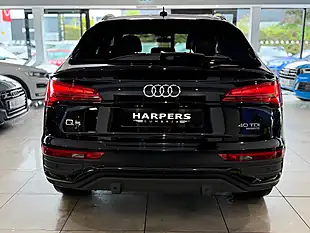 Used 2022 Audi Q5 Edition 1 Sportback Black - Interior and Exterior details 7