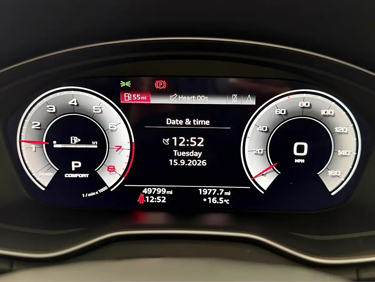 Used 2022 Audi Q5 Edition 1 Sportback Blue - Interior and Exterior details 17