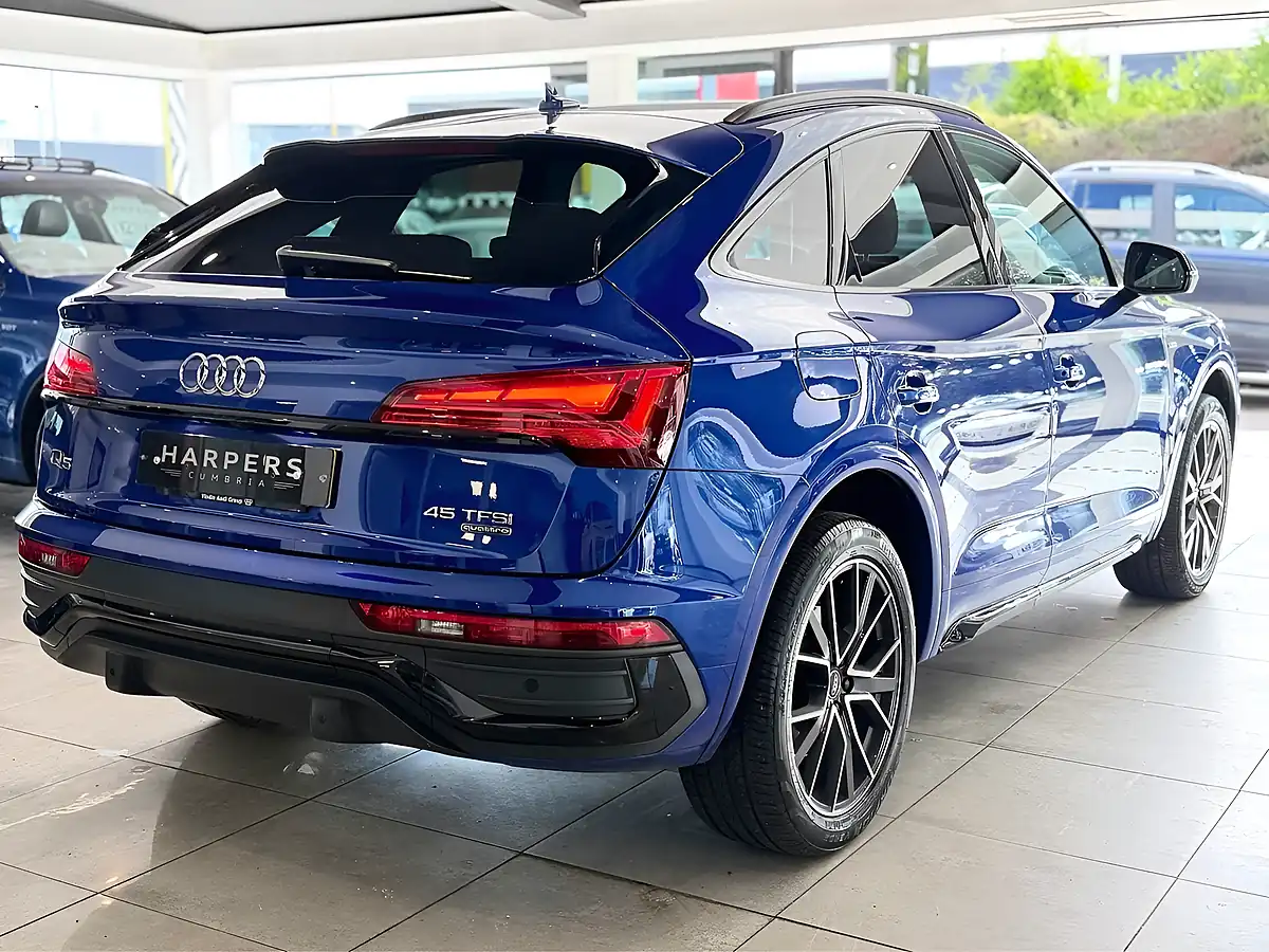 Used 2022 Audi Q5 Edition 1 Sportback Blue - Interior and Exterior details 9