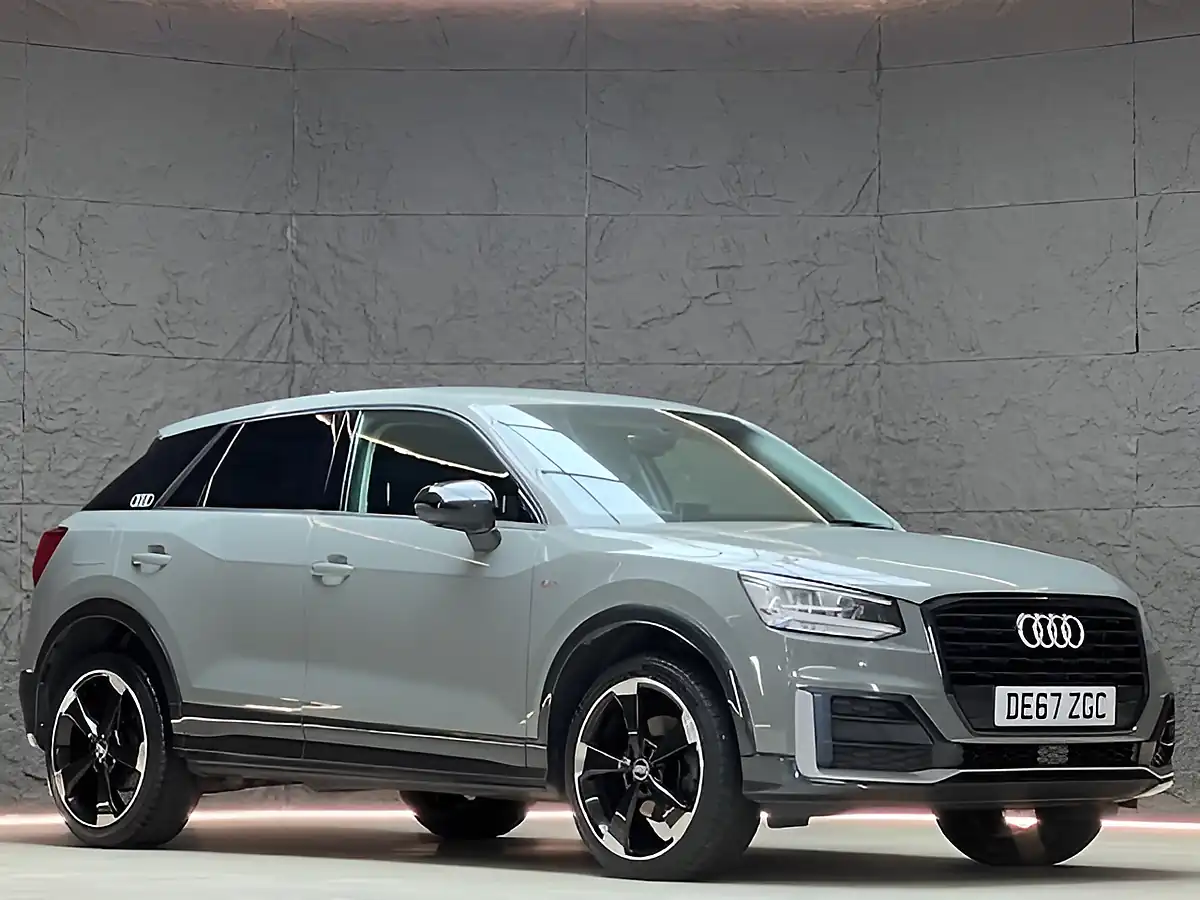 Used 2022 Audi Q5 Edition 1 Sportback Blue - Interior and Exterior details 10