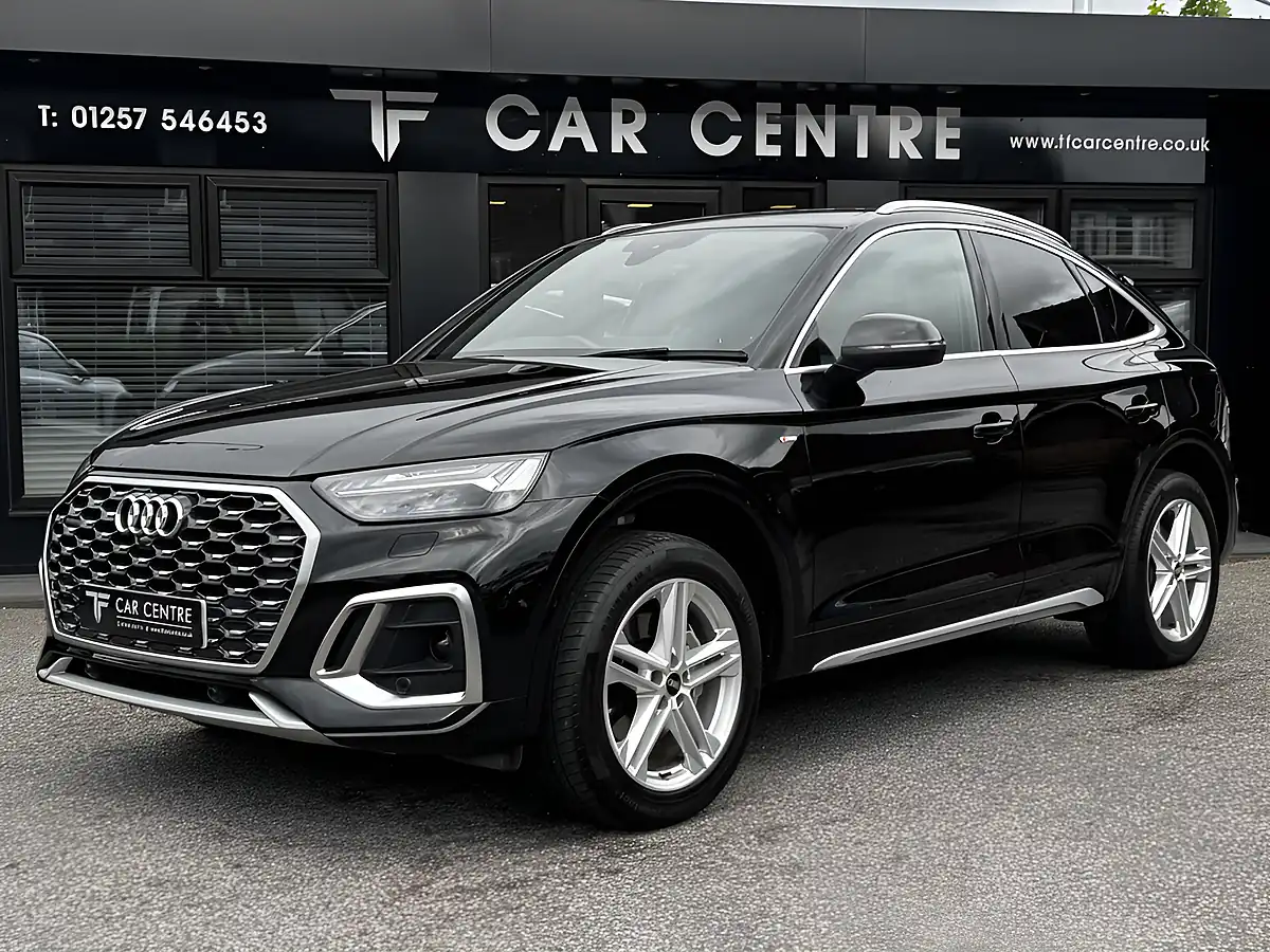 Used 2022 Audi Q5 S Line Black - Front View