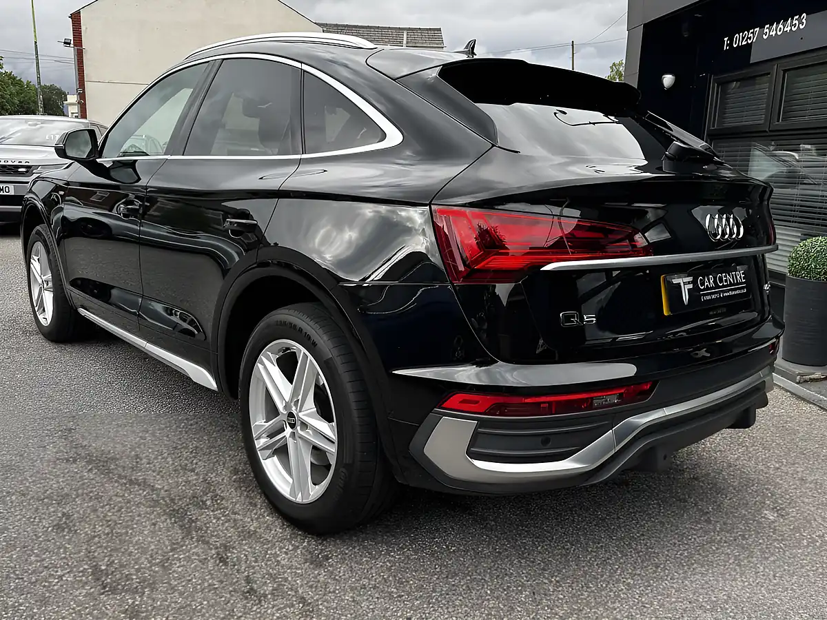 Used 2022 Audi Q5 S Line Black - Interior and Exterior details 6