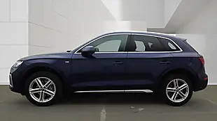 Used 2022 Audi Q5 S Line Blue - Interior and Exterior details 10