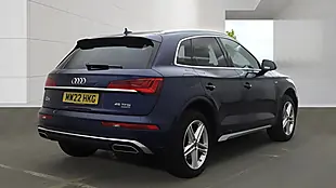 Used 2022 Audi Q5 S Line Blue - Interior and Exterior details 7