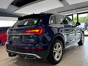 Used 2022 Audi Q5 S Line Blue - Interior and Exterior details 6