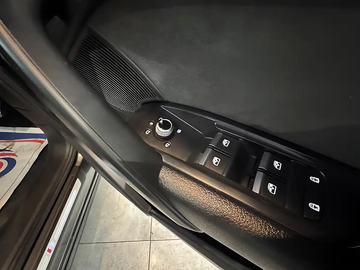 Used 2022 Audi Q5 S Line - Interior and Exterior details 19
