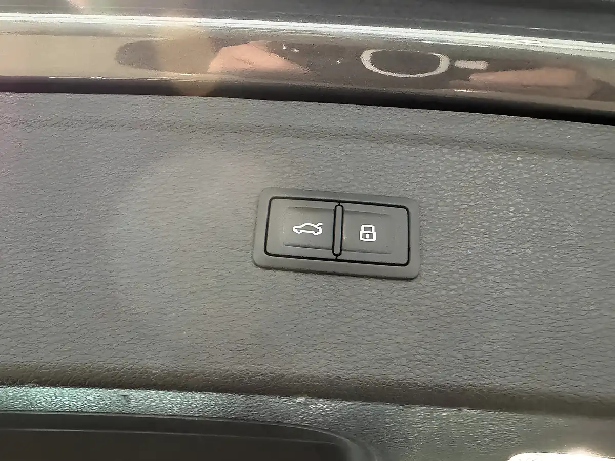 Used 2022 Audi Q5 S Line - Interior and Exterior details 9