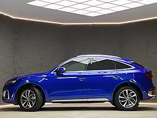 Used 2022 Audi Q5 S Line Sportback Blue - Interior and Exterior details 4