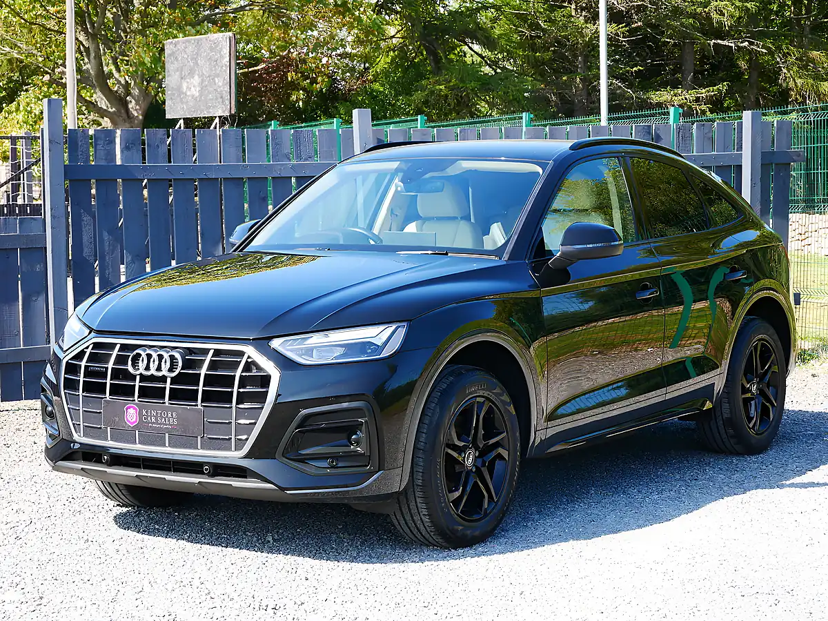 Used 2022 Audi Q5 Sport Sportback Mythos Black - Interior and Exterior details 4