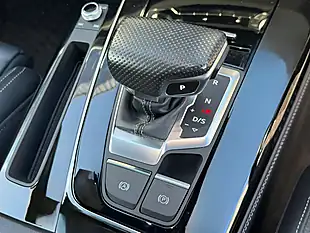 Used 2022 Audi Q5 Vorsprung Navarra Blue - Interior and Exterior details 10