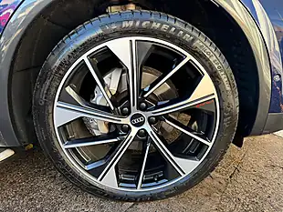 Used 2022 Audi Q5 Vorsprung Navarra Blue - Interior and Exterior details 17