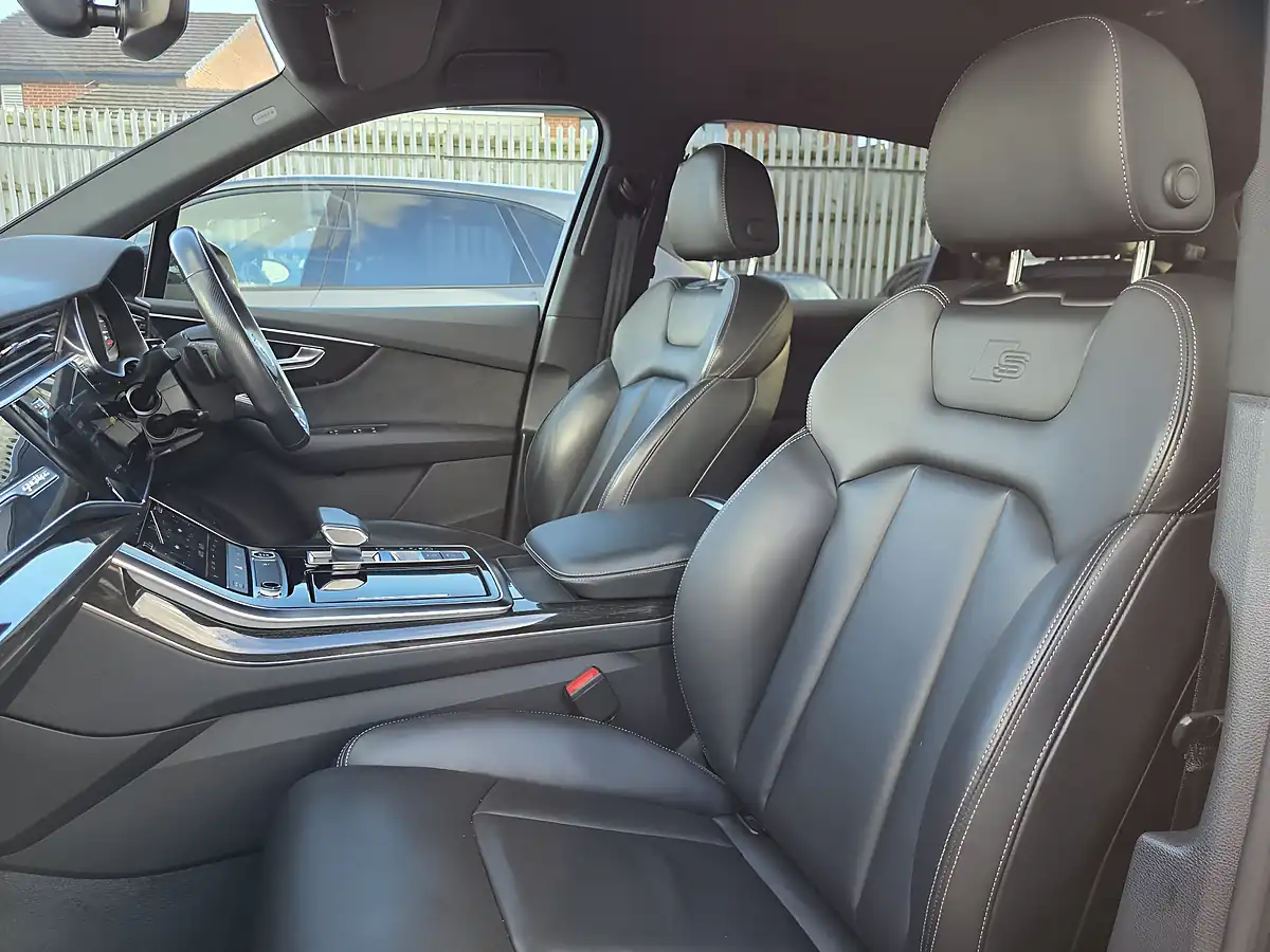 Used 2022 Audi Q7 Black Edition Black - Interior and Exterior details 16