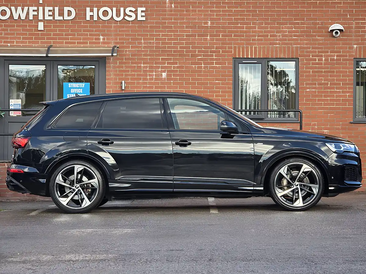 Used 2022 Audi Q7 Black Edition Black - Interior and Exterior details 7