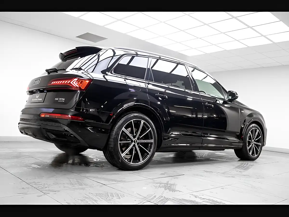 Used 2022 Audi Q7 Black Edition Black - Interior and Exterior details 8