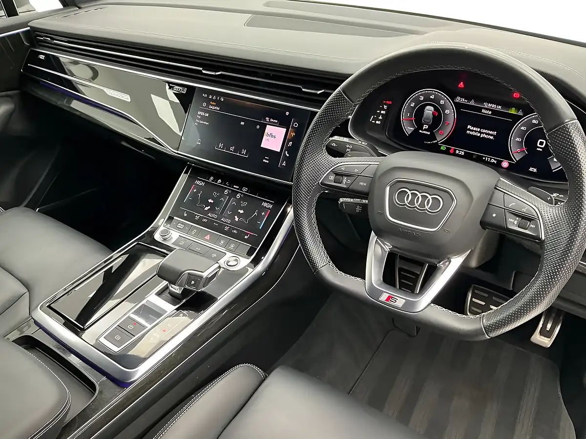 Used 2022 Audi Q7 Black Edition Glacier White - Interior and Exterior details 19