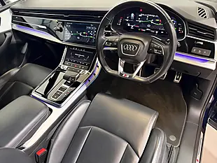 Used 2022 Audi Q7 S Line Navarra Blue - Interior and Exterior details 4