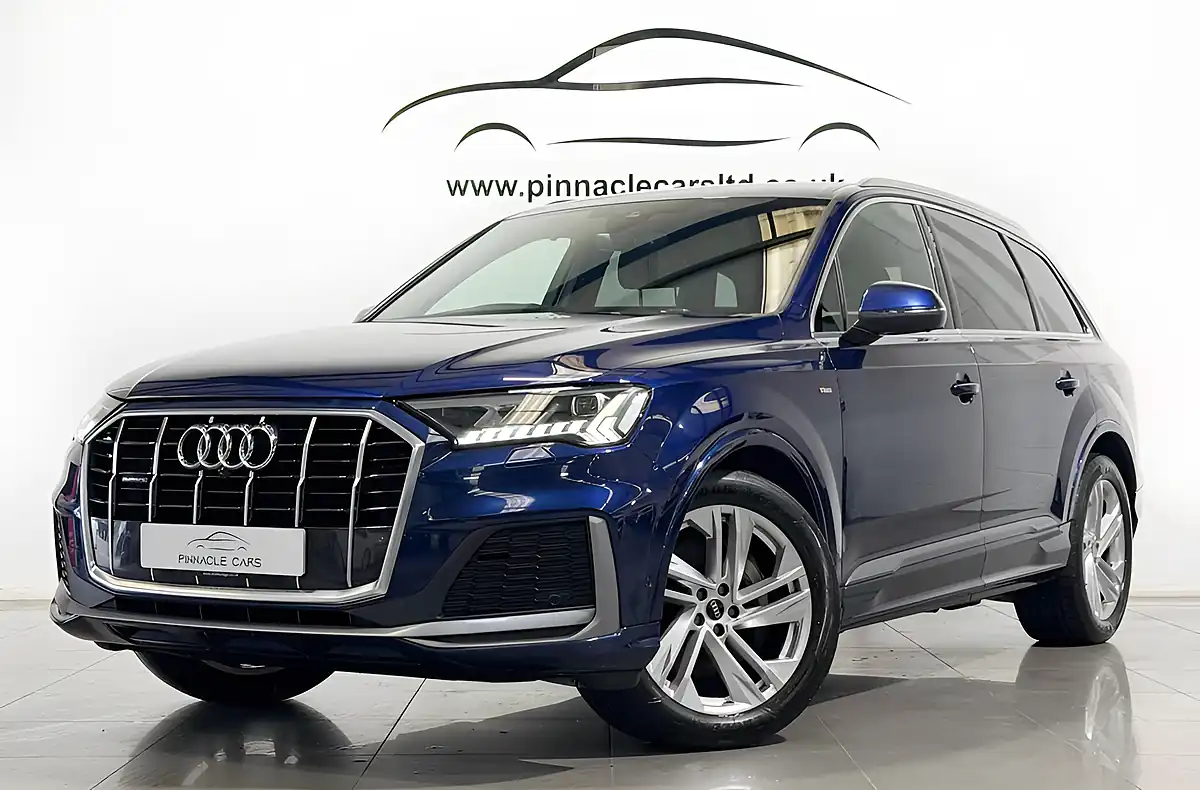 Used 2022 Audi Q7 S Line Navarra Blue - Interior and Exterior details 5