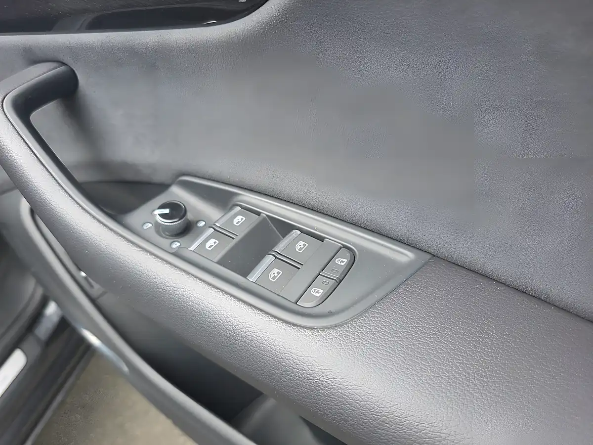 Used 2022 Audi Q8 Black Edition Daytona Grey - Interior and Exterior details 15