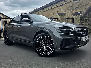 Used 2022 Audi Q8 Black Edition Daytona Grey - Interior and Exterior details 9