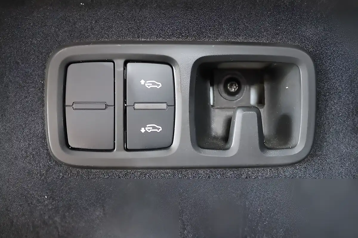 Used 2022 Audi Q8 Black Edition White - Interior and Exterior details 16