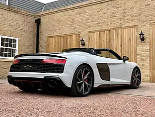 Used 2022 Audi R8 Performance Edition Spyder Suzuka Grey - Interior and Exterior details 19