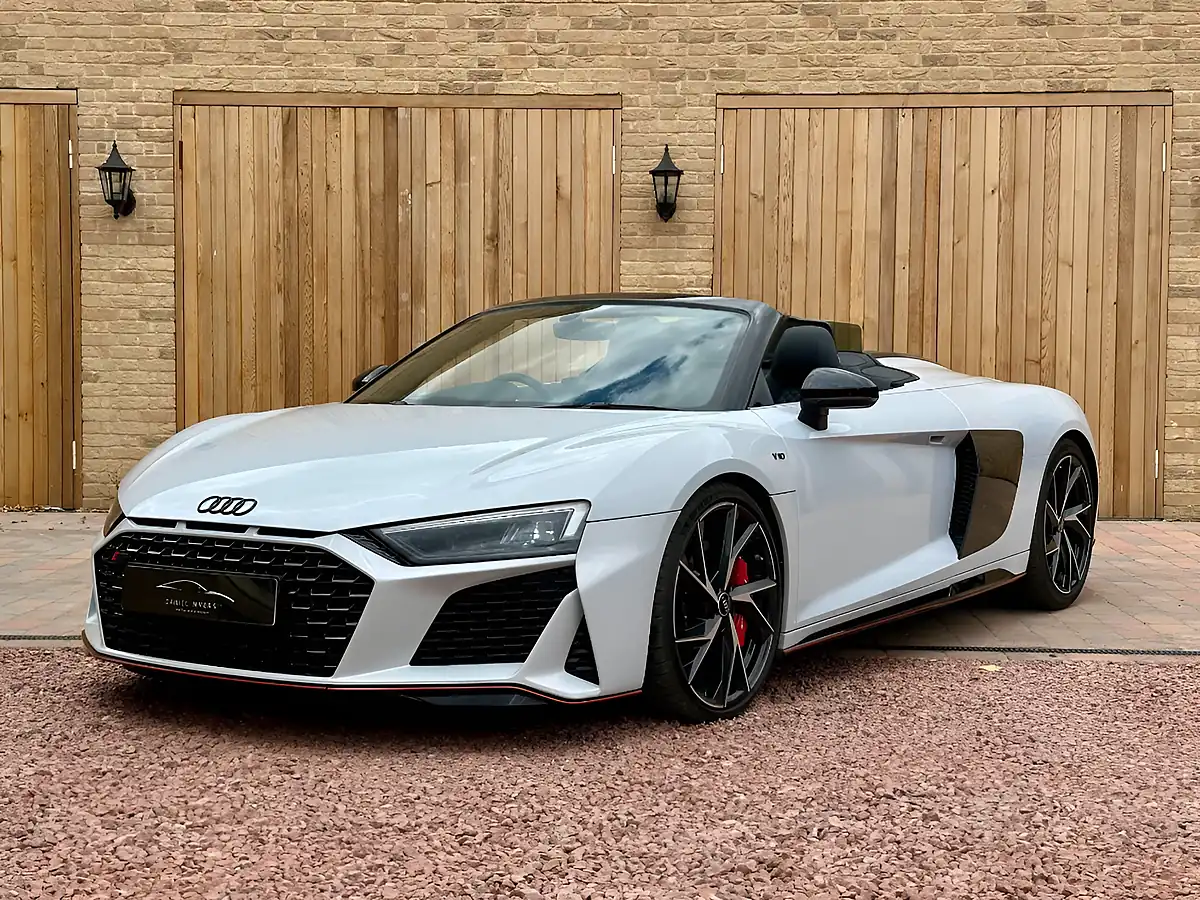 Used 2022 Audi R8 Performance Edition Spyder Suzuka Grey - Interior and Exterior details 20