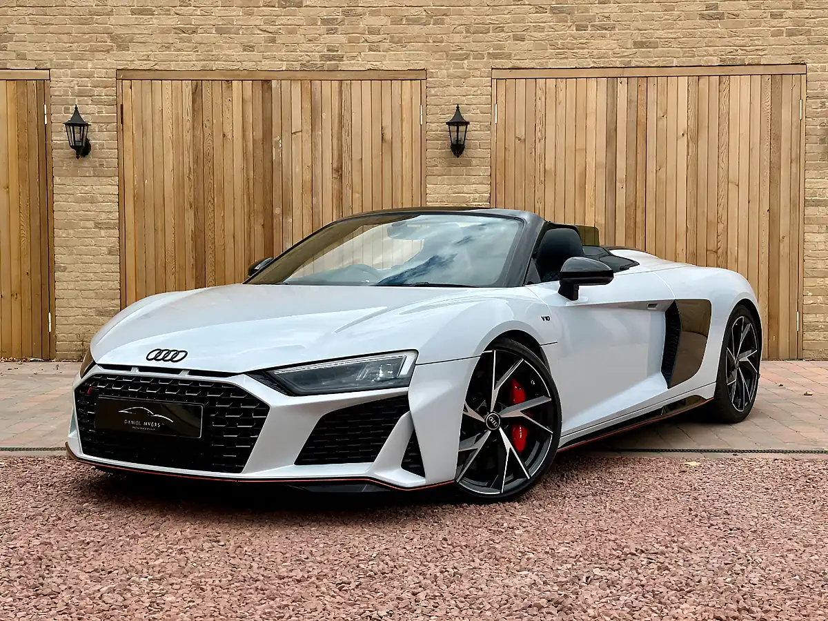 Used 2022 Audi R8 Performance Edition Spyder Suzuka Grey - Interior and Exterior details 6