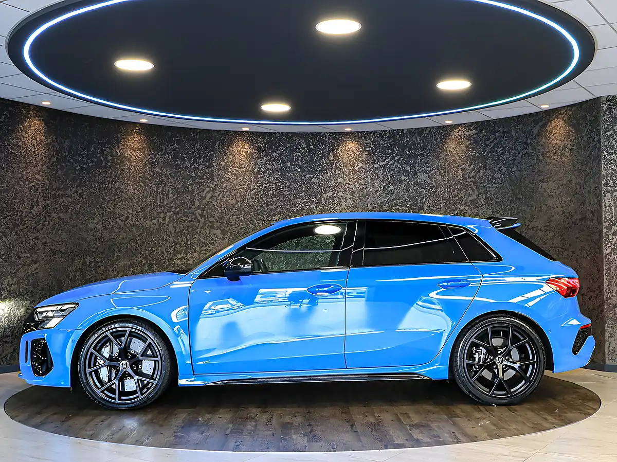 Used 2022 Audi RS3 Carbon Black Blue - Interior and Exterior details 6