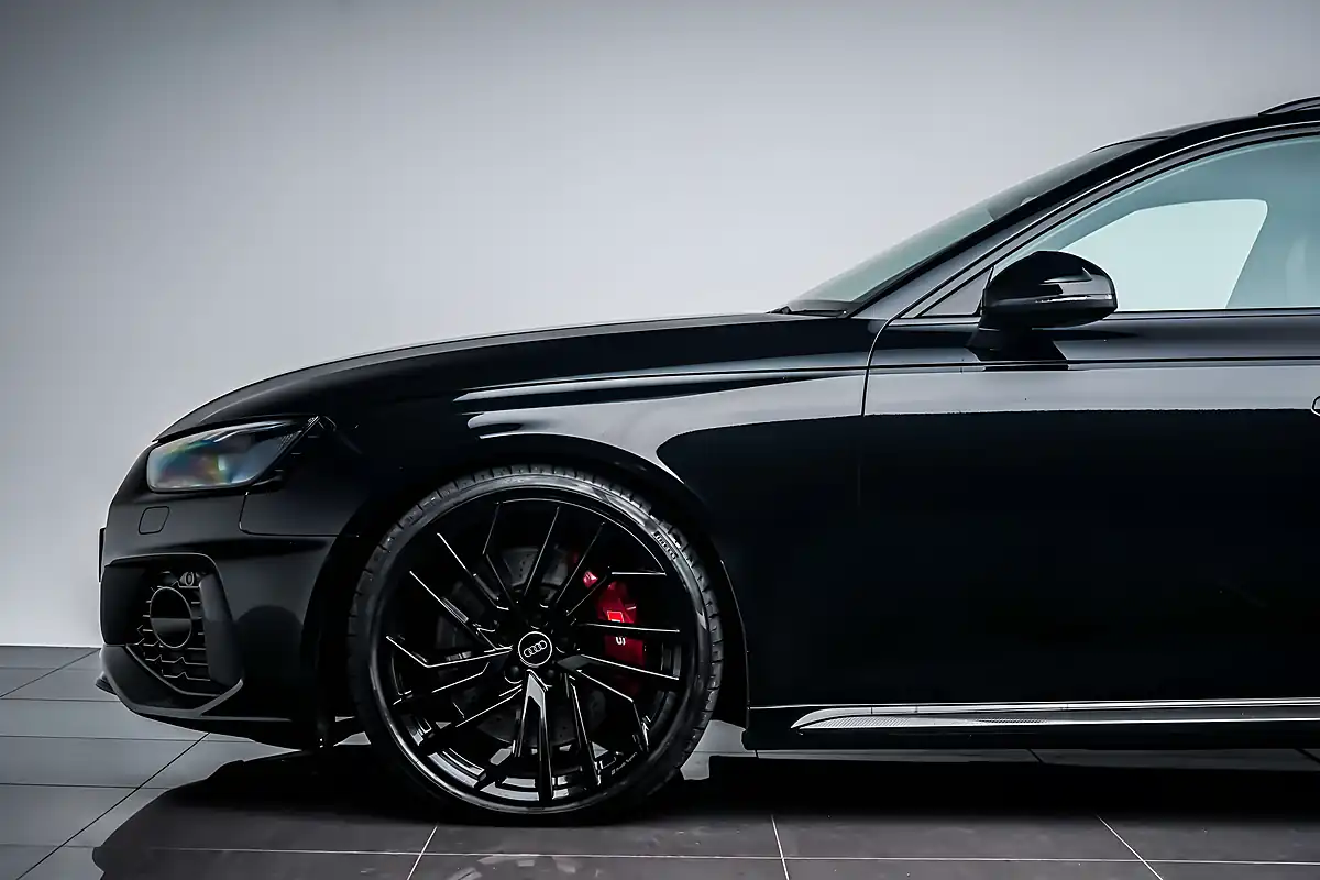 Used 2022 Audi RS4 Avant Carbon Black Black - Interior and Exterior details 12