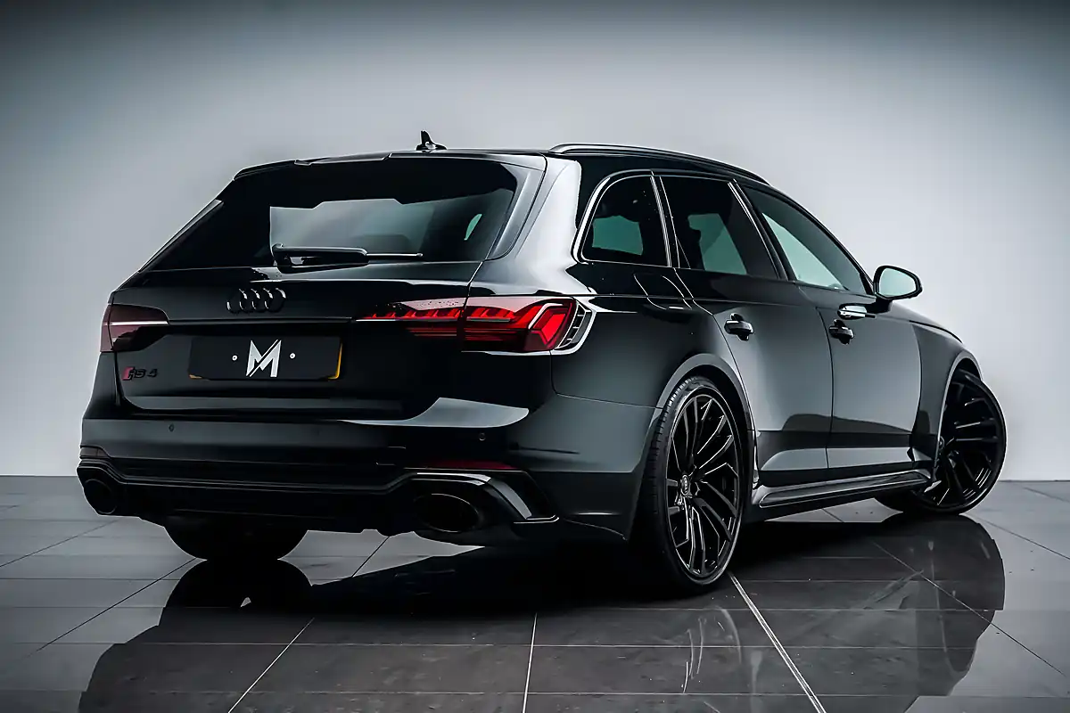 Used 2022 Audi RS4 Avant Carbon Black Black - Interior and Exterior details 14