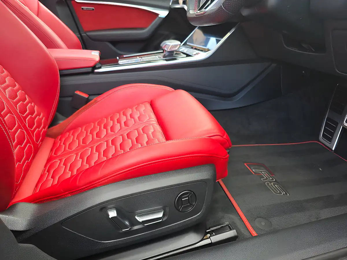 Used 2022 Audi RS6 Avant Vorsprung Daytona Grey - Interior and Exterior details 15