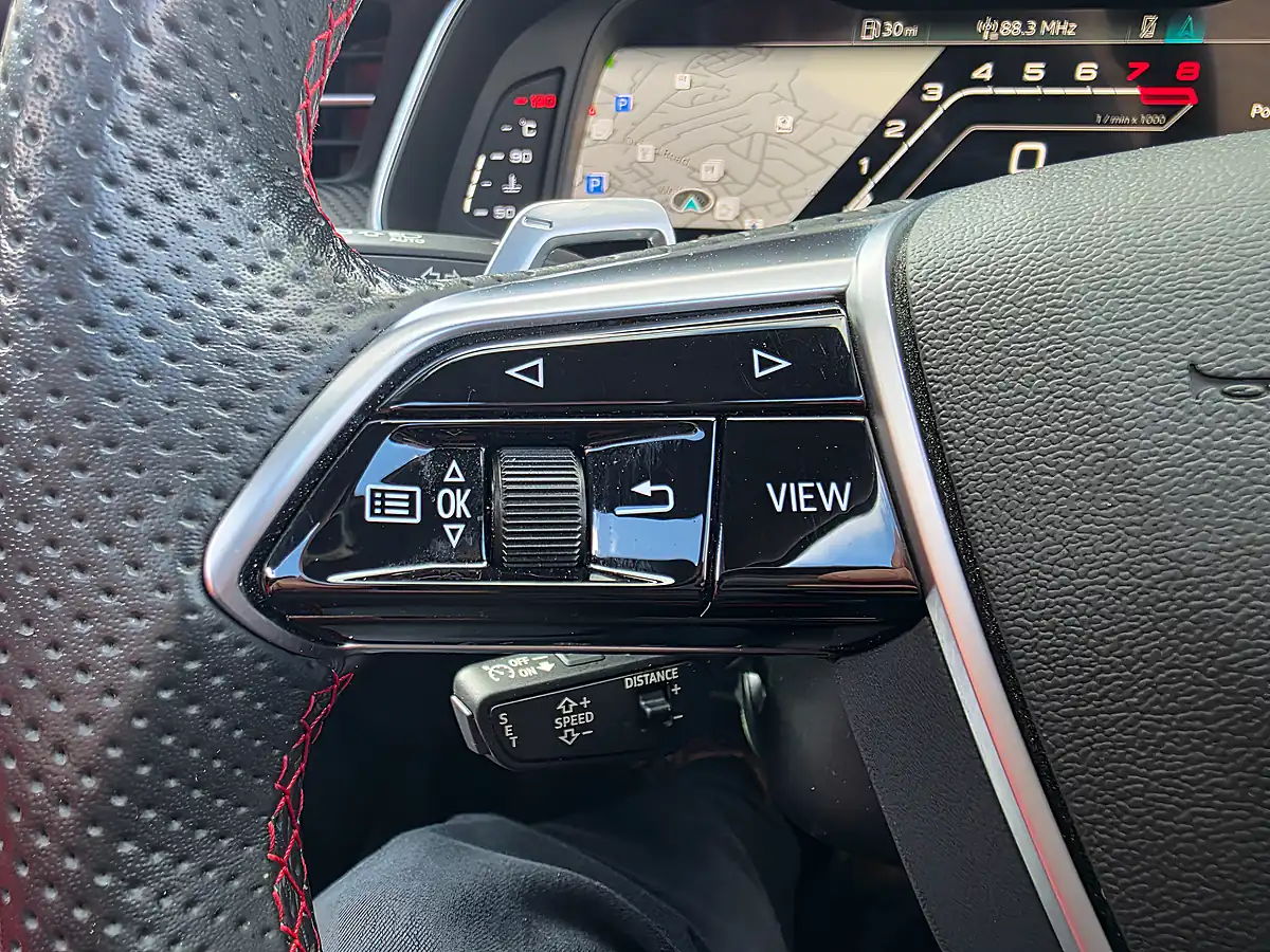 Used 2022 Audi RS6 Avant Vorsprung Daytona Grey - Interior and Exterior details 17