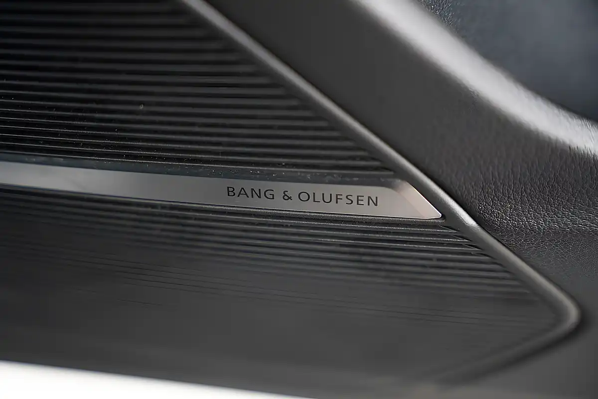 Used 2022 Audi RSQ8 Vorsprung Black - Interior and Exterior details 17