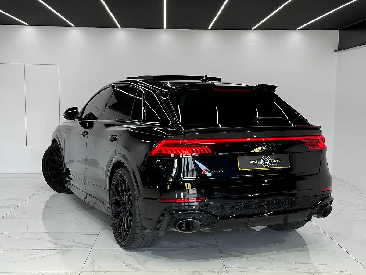 Used 2022 Audi RSQ8 Vorsprung Black - Interior and Exterior details 6