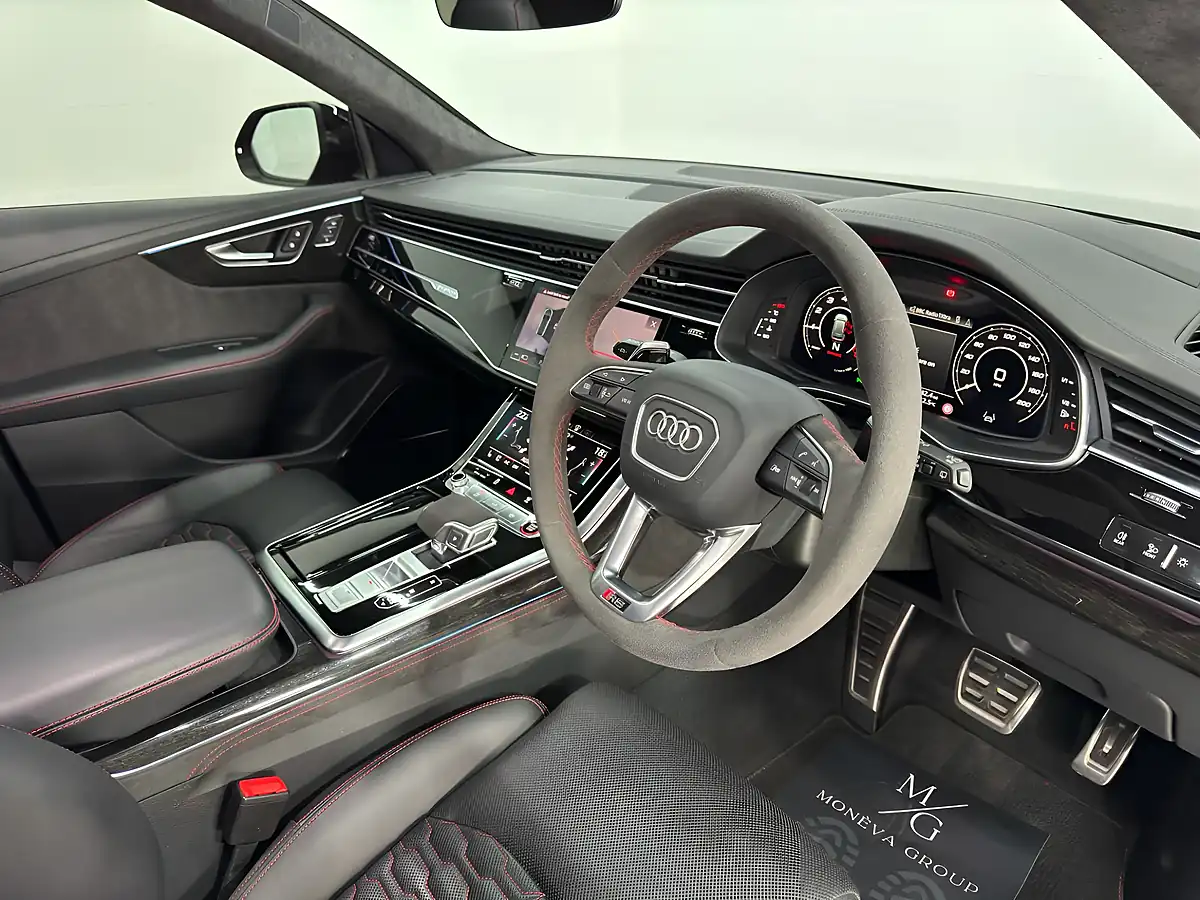 Used 2022 Audi RSQ8 Vorsprung Black - Interior and Exterior details 7