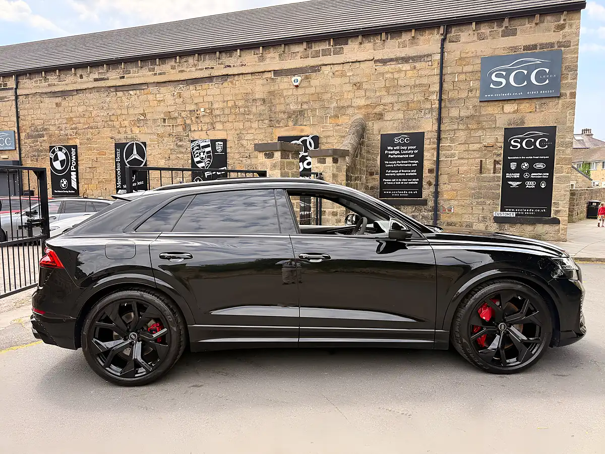 Used 2022 Audi RSQ8 Vorsprung Mythos Black - Interior and Exterior details 10