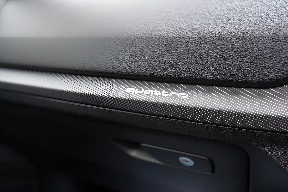 Used 2022 Audi SQ2 Vorsprung Glacier White - Interior and Exterior details 13