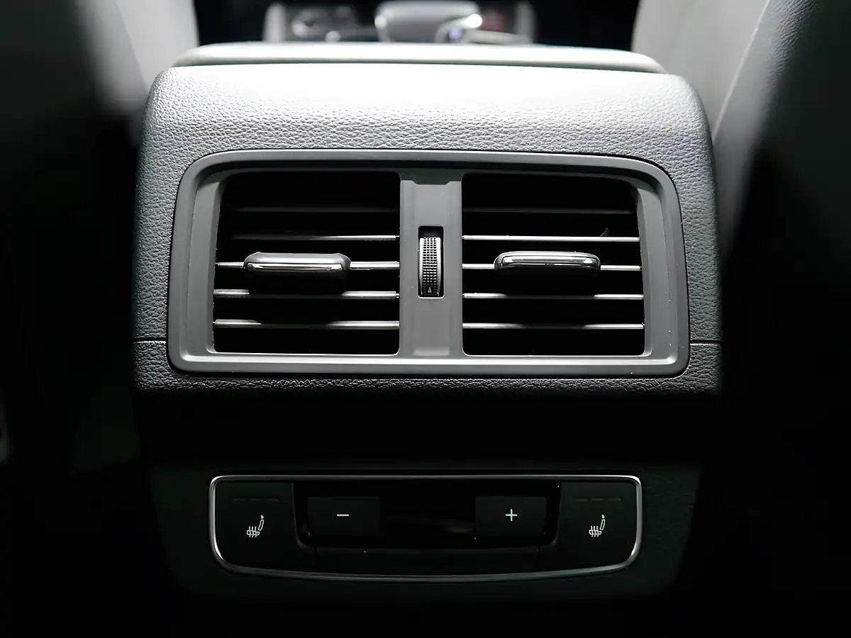 Used 2022 Audi SQ5 Sportback Black - Interior and Exterior details 12