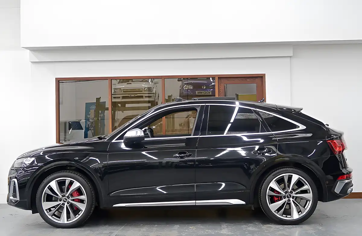 Used 2022 Audi SQ5 Sportback Black - Interior and Exterior details 3