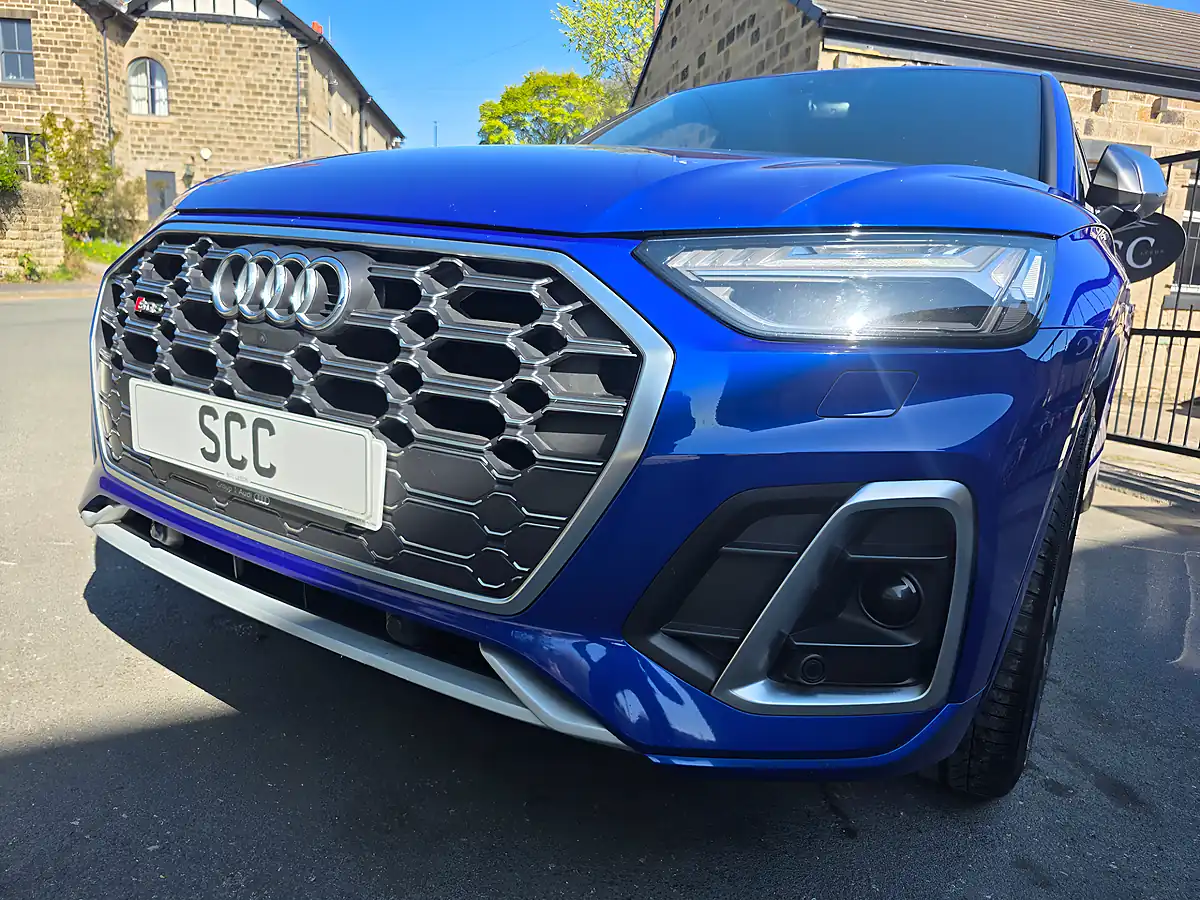Used 2022 Audi SQ5 Ultra Blue - Interior and Exterior details 14