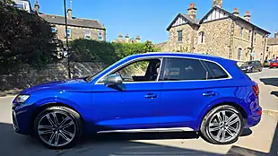 Used 2022 Audi SQ5 Ultra Blue - Interior and Exterior details 6